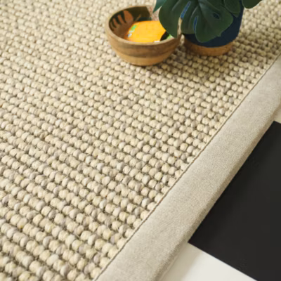 Tapis Laine et sisal – Caloundra grosses boucles crème – Ganse chenille grège – 120 x 170 cm