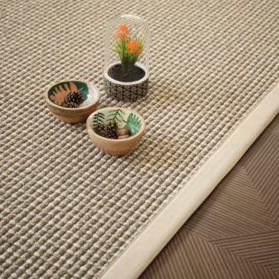 Tapis Laine et sisal – Caloundra grosses boucles beige – Ganse écru – 200 x 200 cm