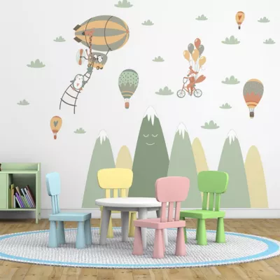 Stickers enfant montagnes scandinaves animaux dans le ciel 90 x 135 cm